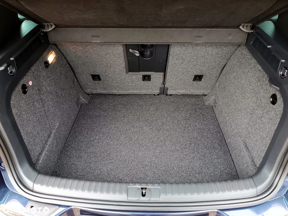 Volkswagen Tiguan 2.0 TDI DPF BlueMotion Technology Lounge Sport & Style - 19