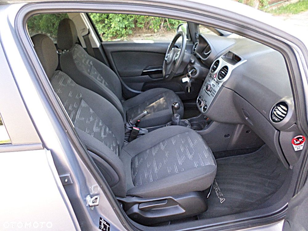 Opel Corsa 1.4 16V EcoFLEX Start-Stop Edition - 9