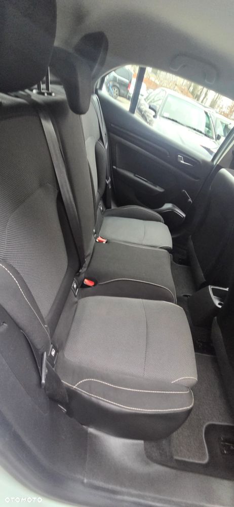 Renault Megane ENERGY TCe 100 LIFE - 28