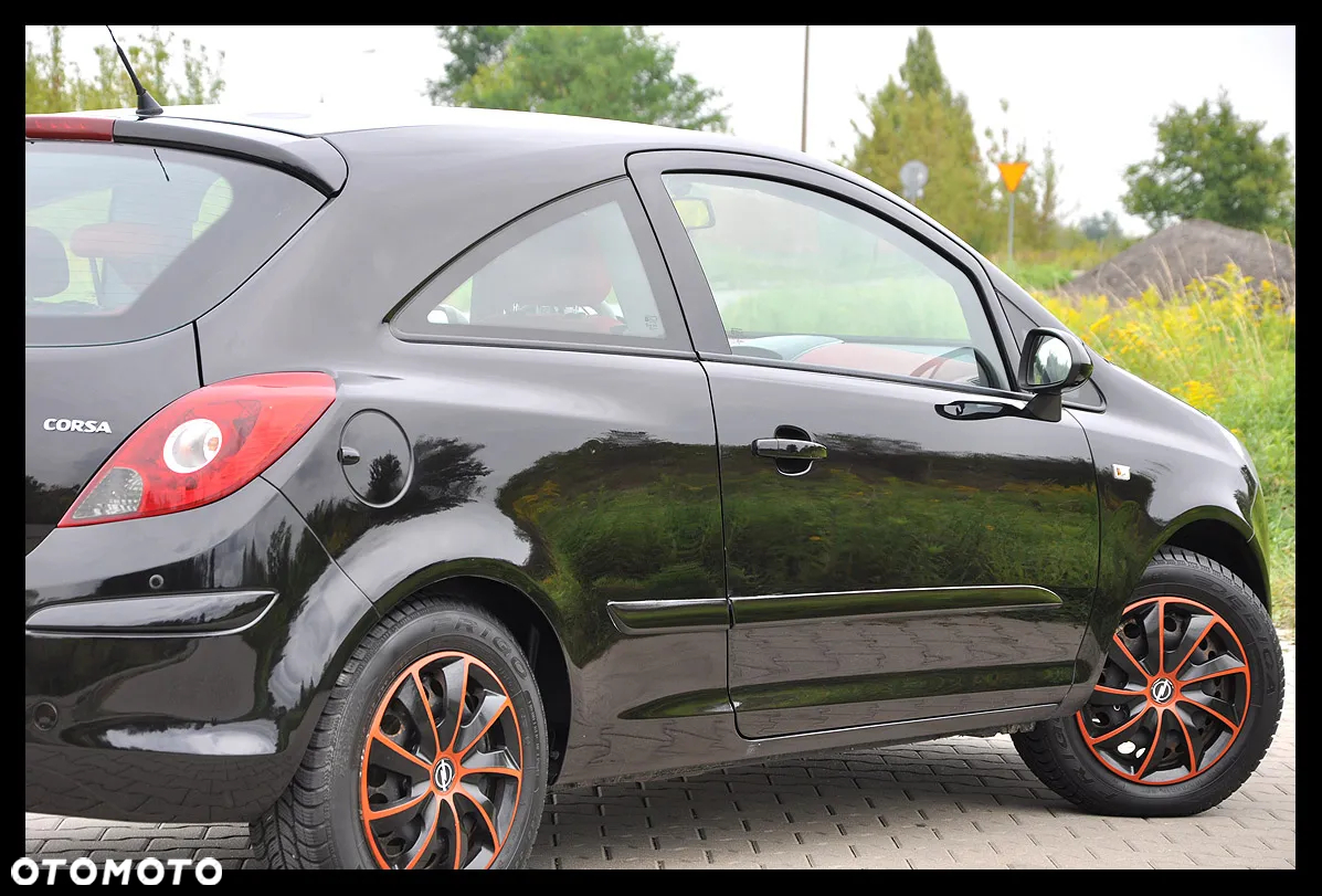 Opel Corsa 1.2 16V 111 - 12