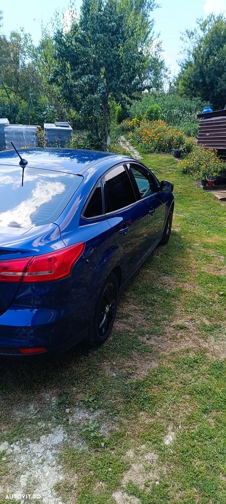 Ford Focus 1.0 EcoBoost Trend - 6