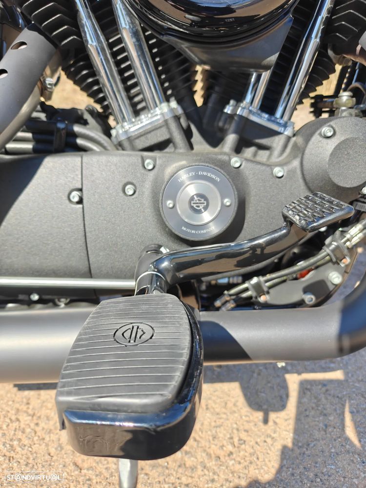 Harley-Davidson 883 IRON - 6