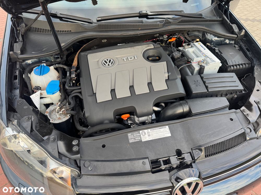 Volkswagen Golf 1.6 TDI Highline - 7