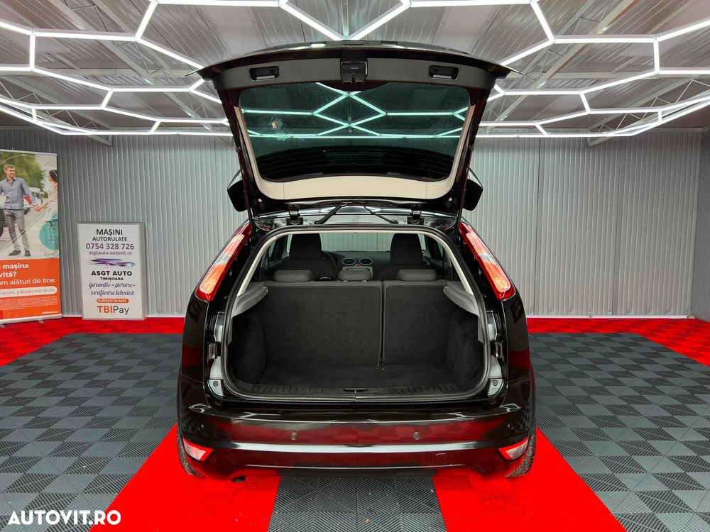Ford Focus - 18