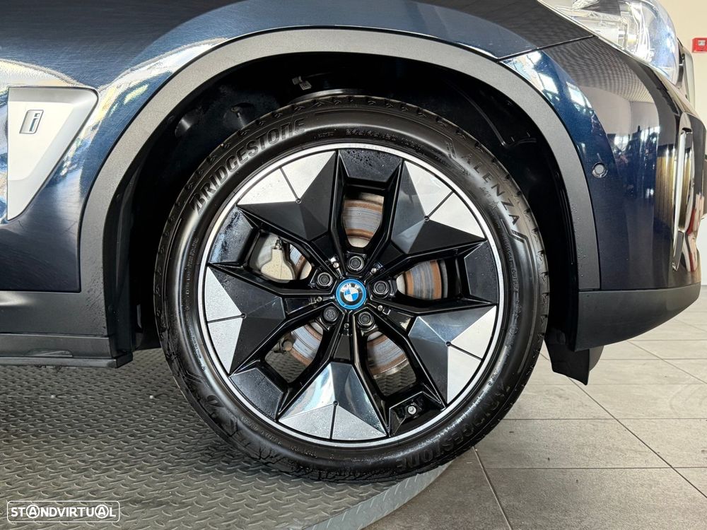 BMW iX3 Inspiring - 3