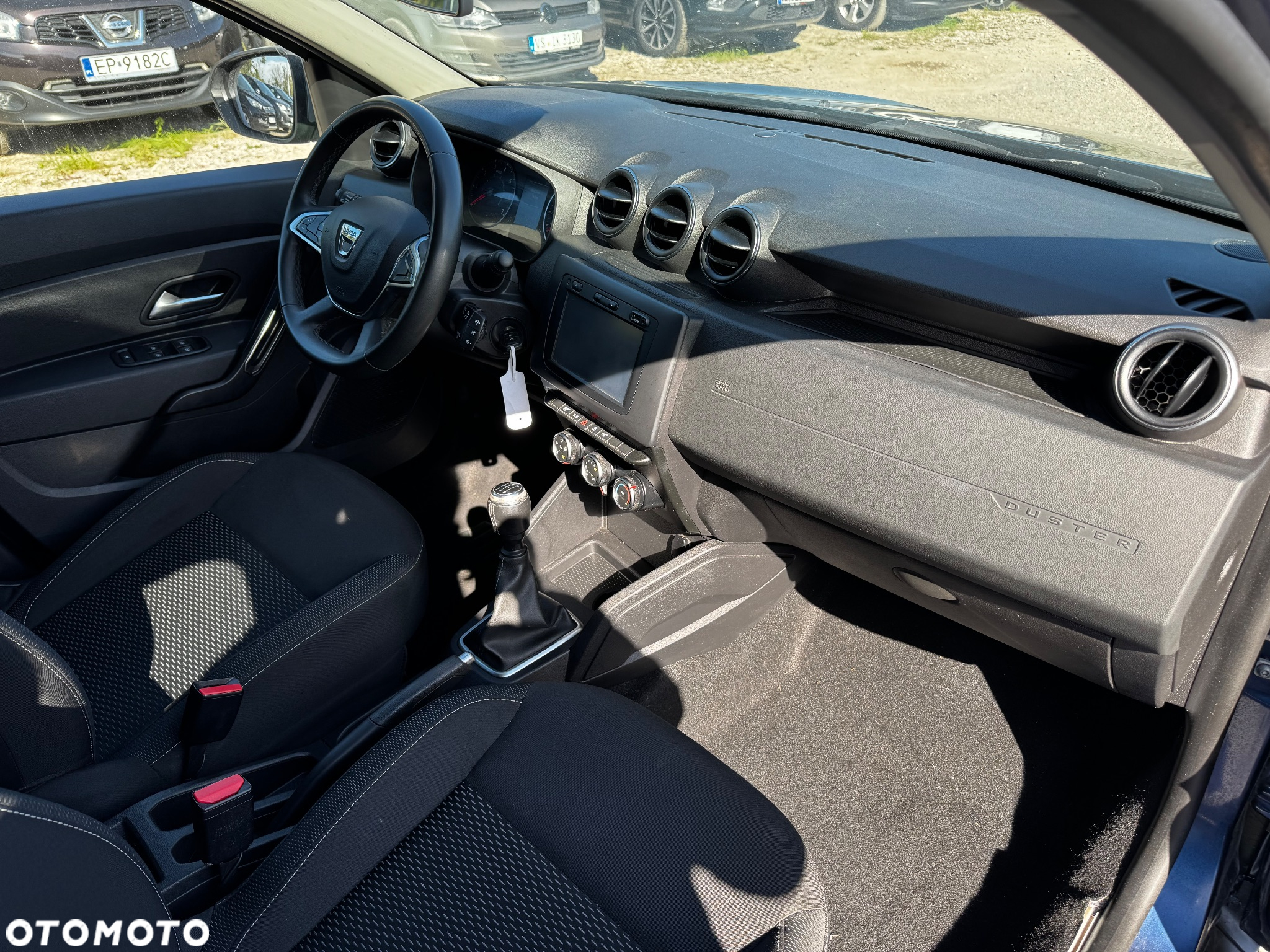 Dacia Duster 1.6 SCe Comfort - 38