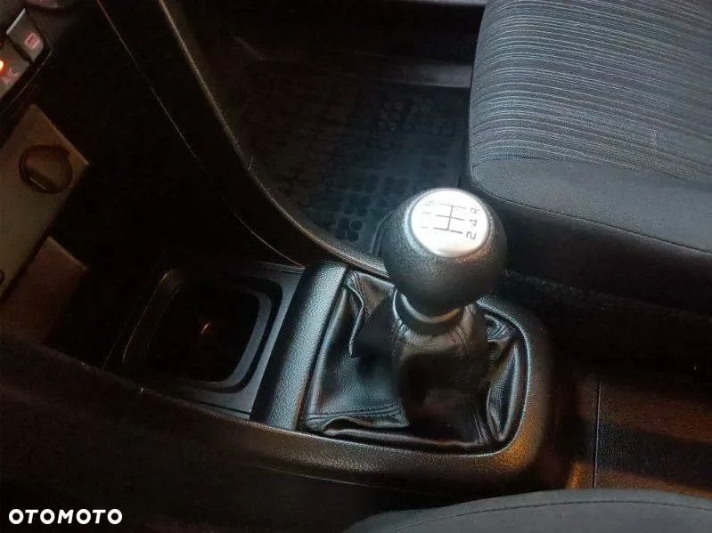 Suzuki Swift - 17