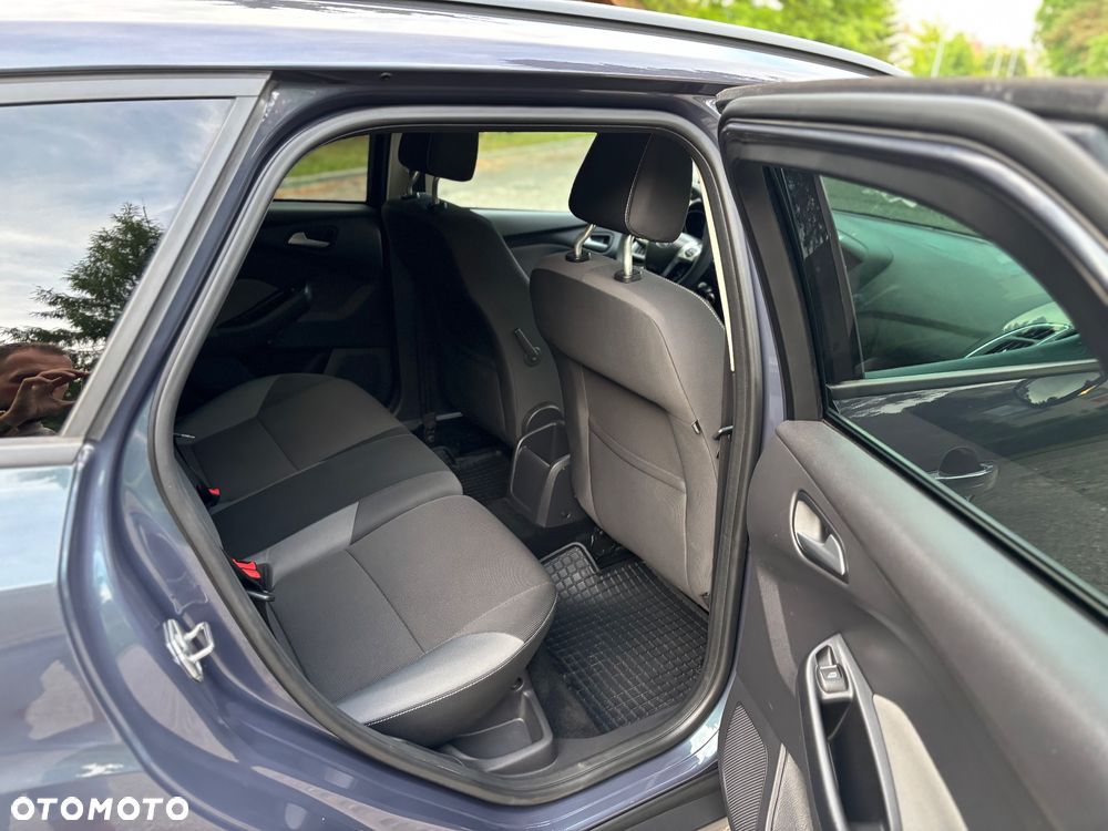 Ford Focus - 10
