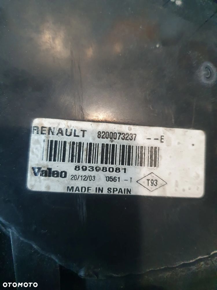 RENAULT MEGANE II LAMPA PRAWY TYŁ PRAWA TYLNA 8200073237 - 8