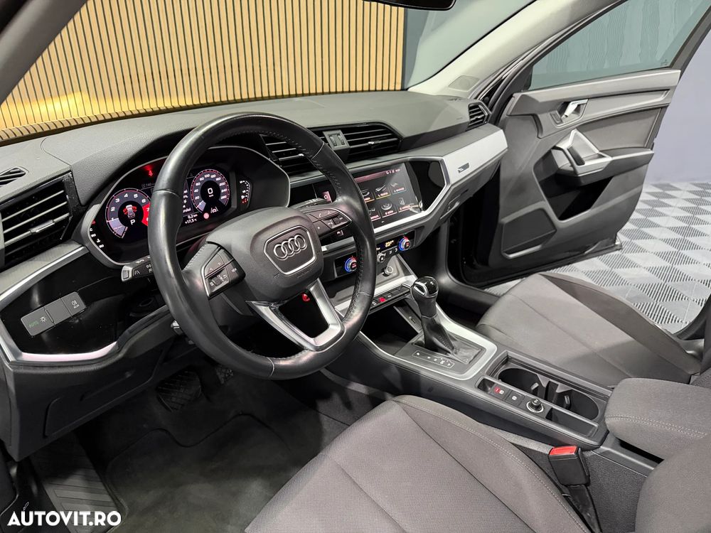 Audi Q3 35 TFSI S tronic - 13