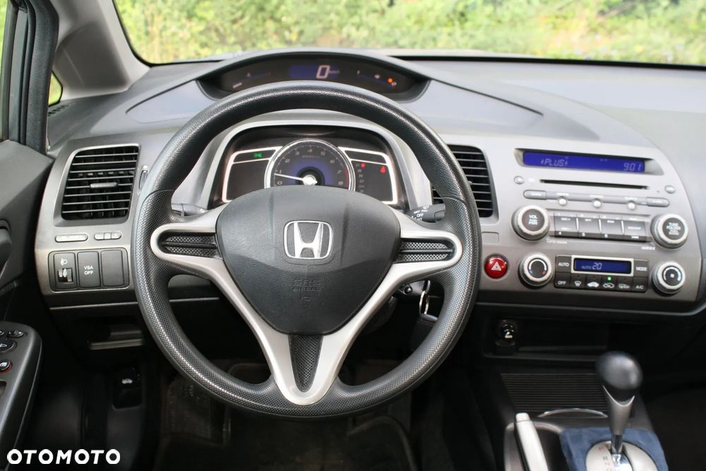 Honda Civic 1.8 Executive i-SHIFT - 10