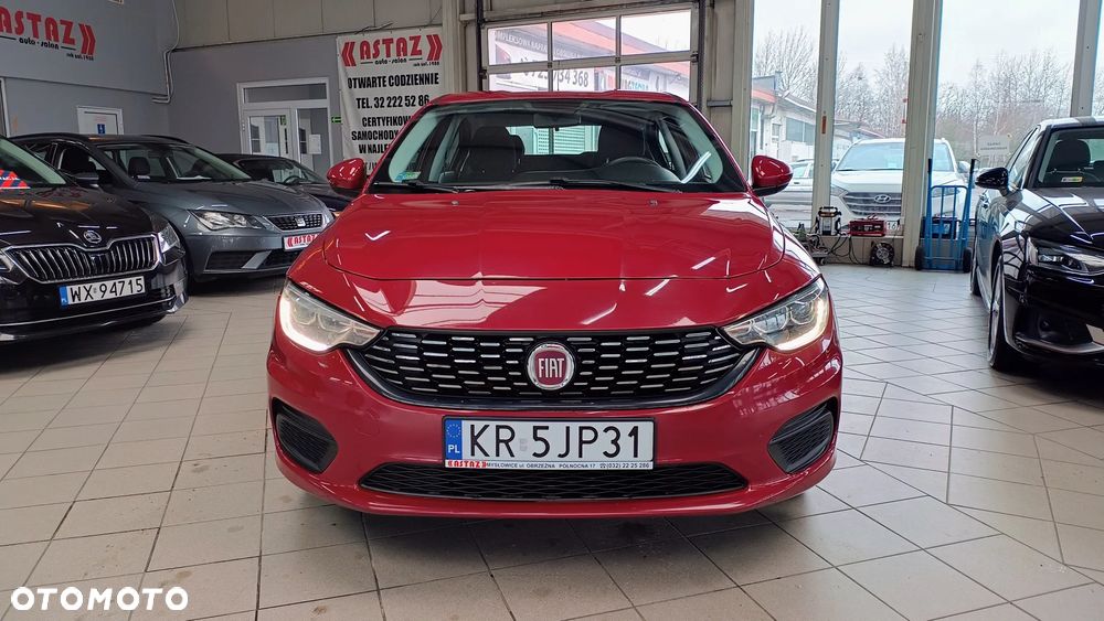 Fiat Tipo 1.4 16V Easy EU6d - 10
