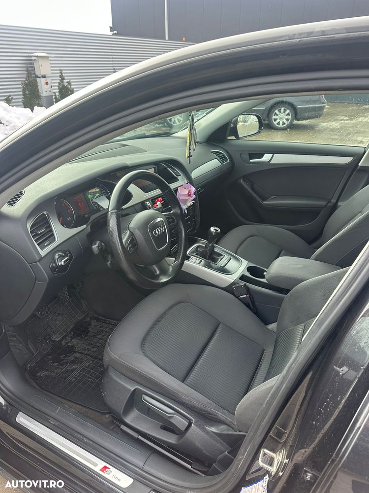 Audi A4 2.0 TDI DPF S line Sportpaket - 6