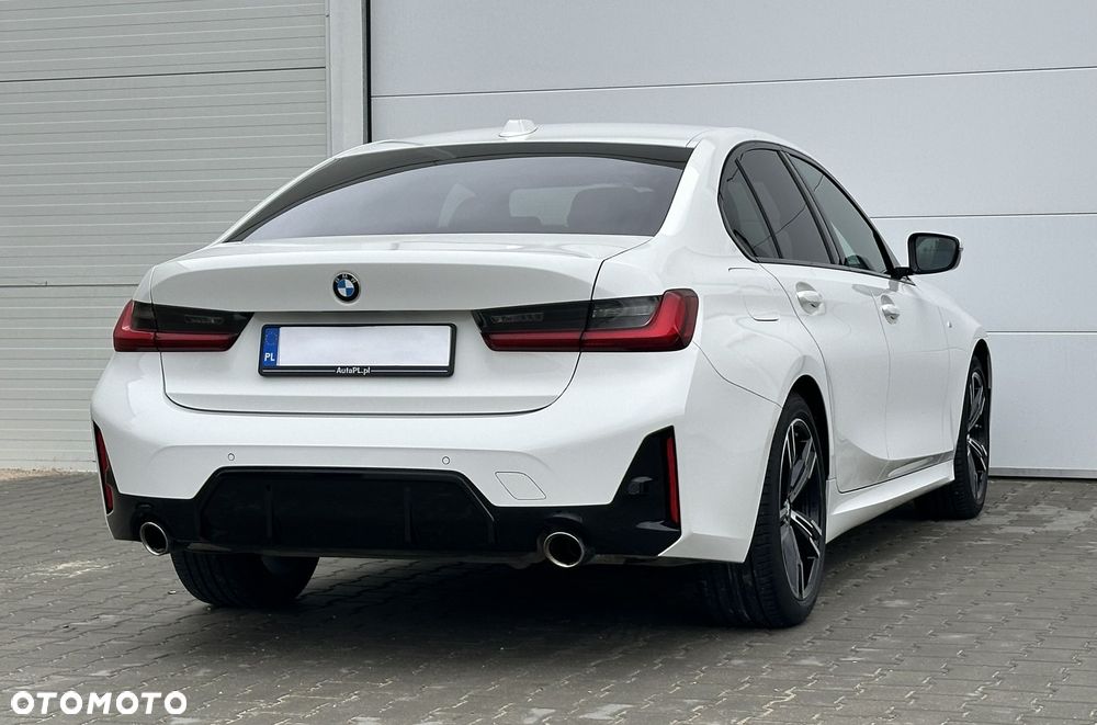 BMW Seria 3 318i M Sport - 16