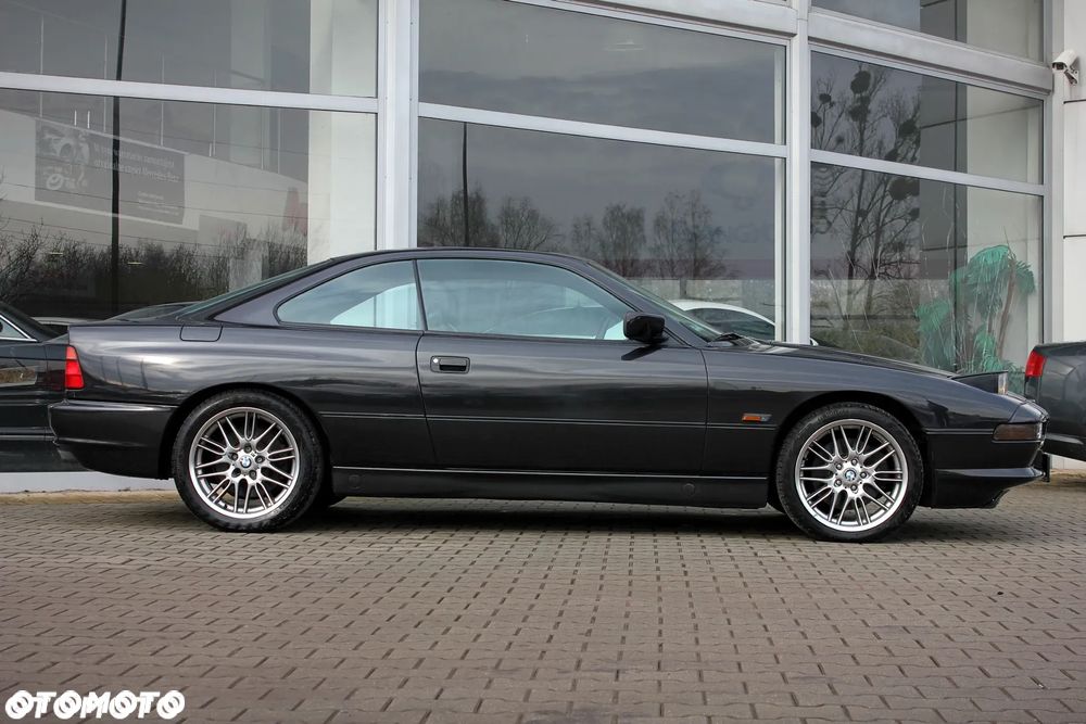 BMW Seria 8 - 2