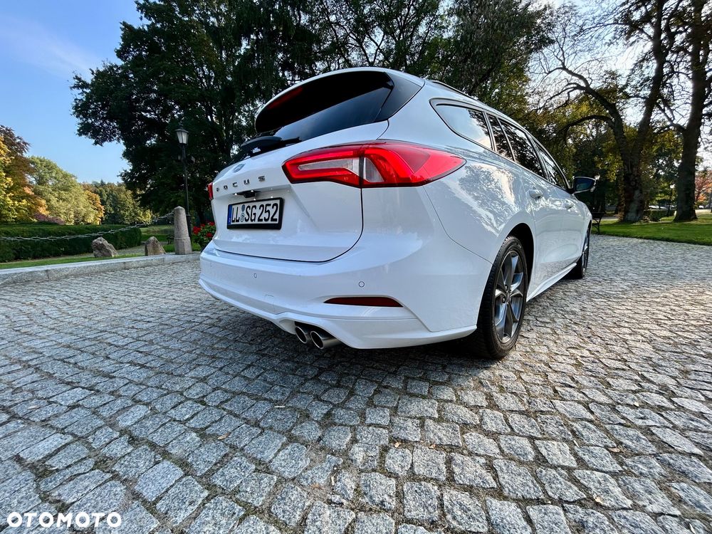 Ford Focus - 27