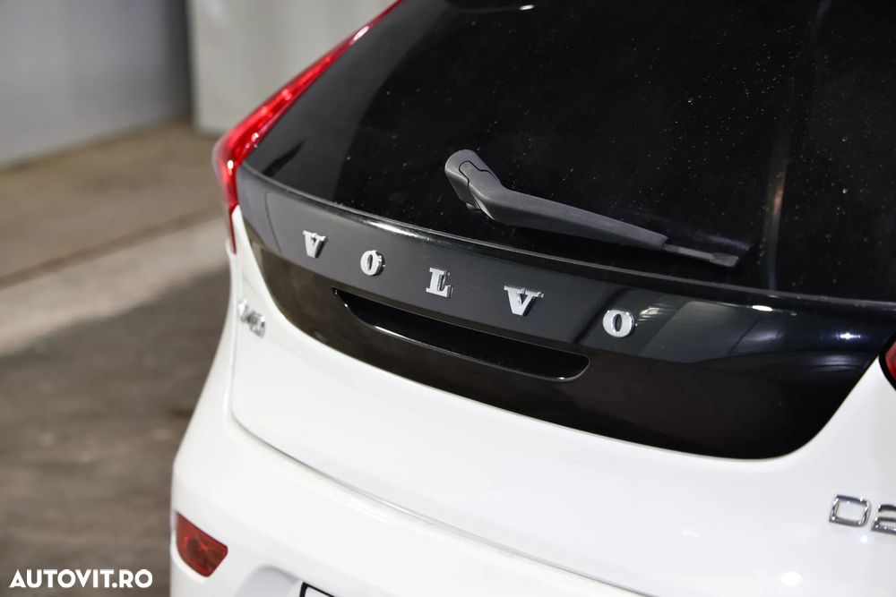 Volvo V40 D2 94g Summum - 27