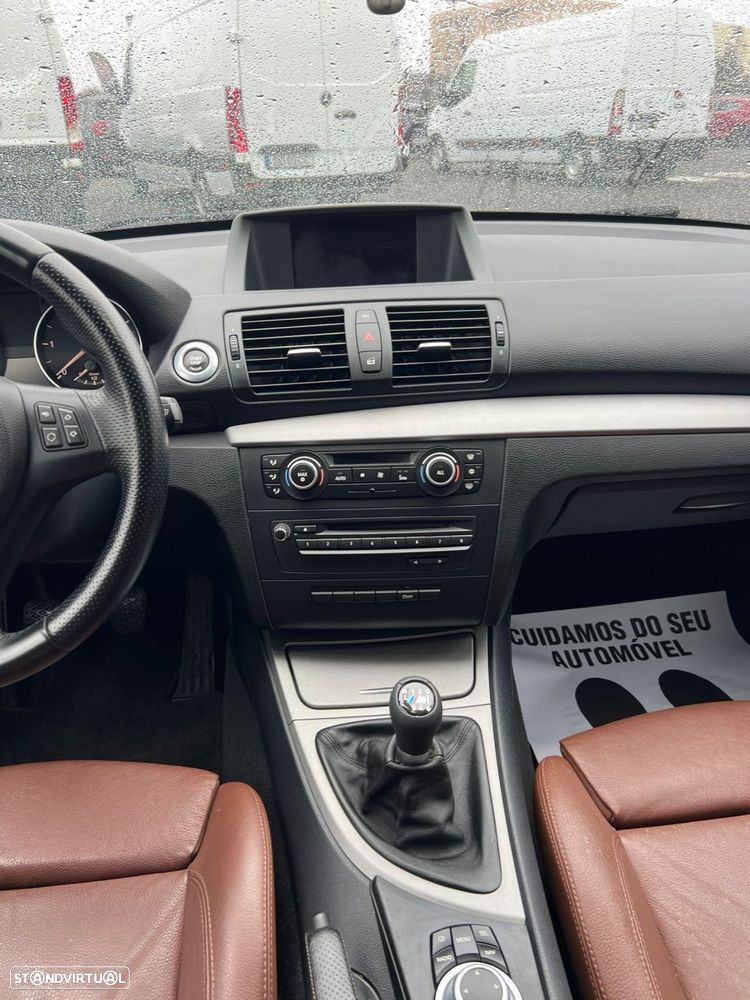 BMW 118 d Line Sport - 25