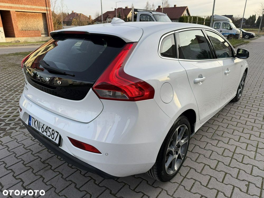 Volvo V40 - 4