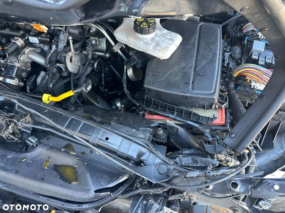 Ford S-Max - 16