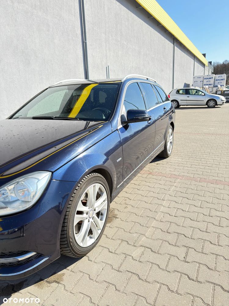 Mercedes-Benz Klasa C 350 CDI DPF (BlueEFFICIENCY) 7G-TRONIC Elegance - 2