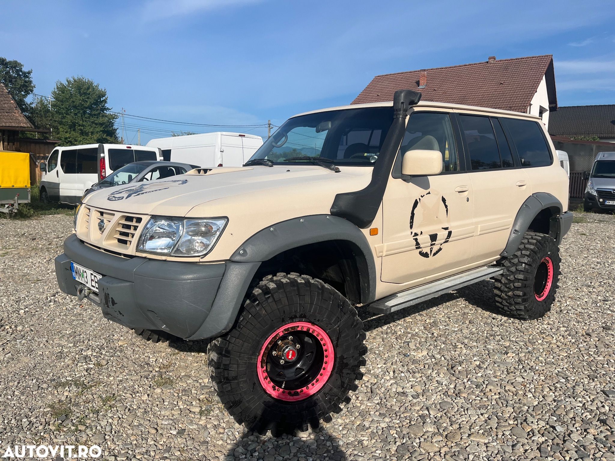 Nissan Patrol - 1