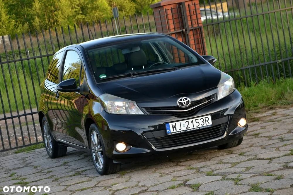 Toyota Yaris 1.33 VVT-i Executive - 11