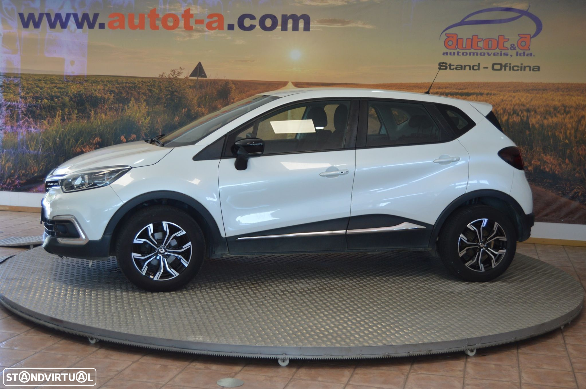 Renault Captur 0.9 TCE Exclusive - 2