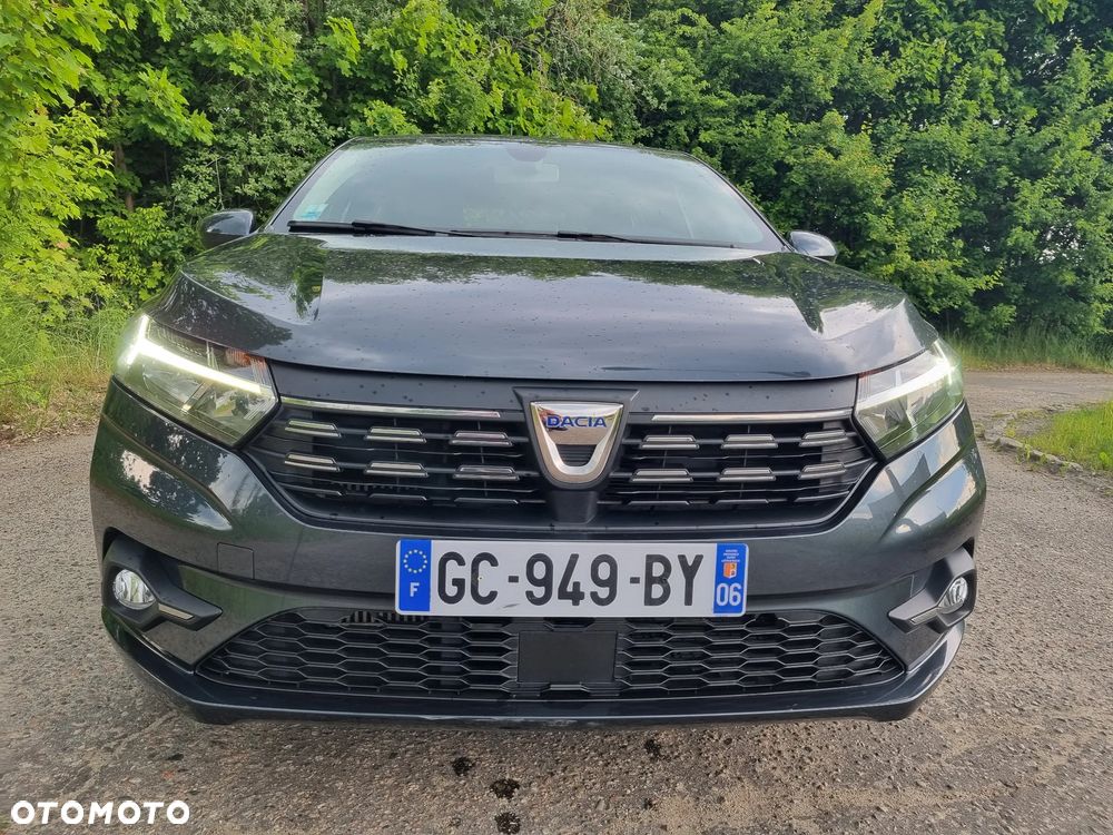 Dacia Sandero TCe 90 Essential - 3