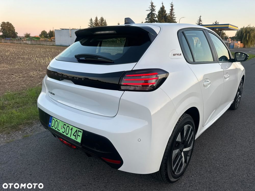 Peugeot 208 Elektromotor 136 E-Style - 36