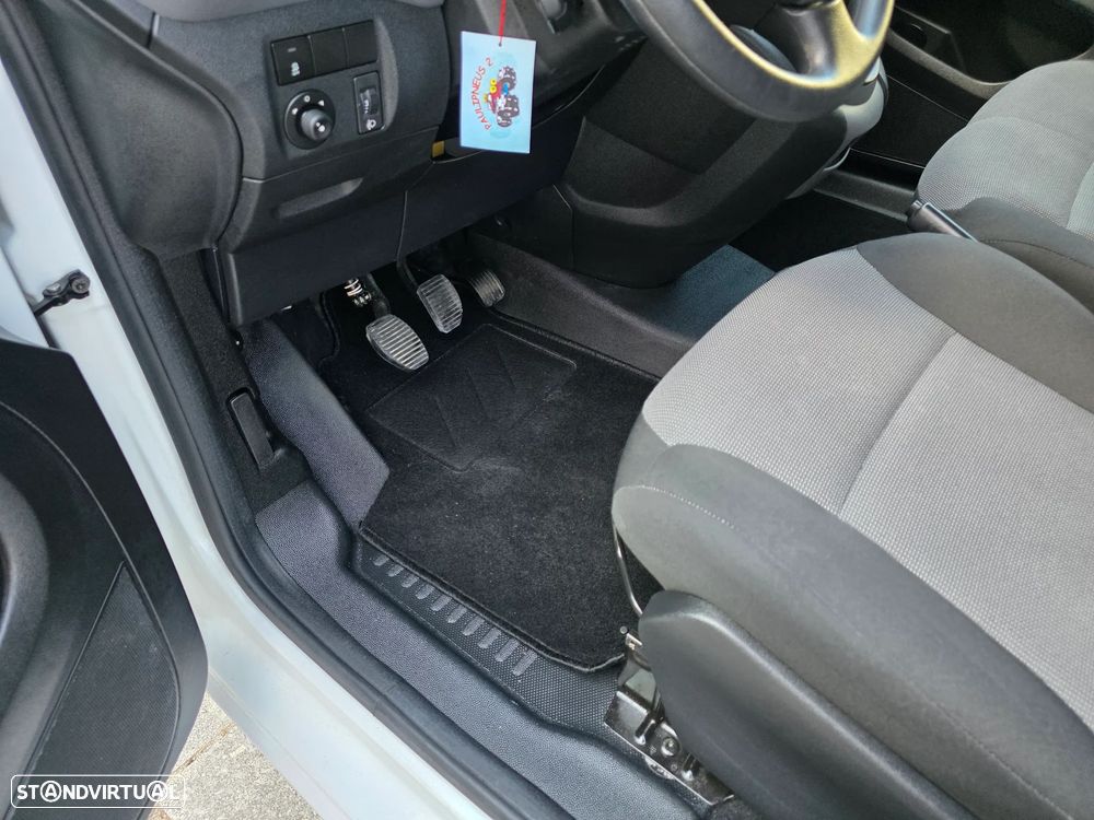 Citroën Berlingo 1.6HDi - 12