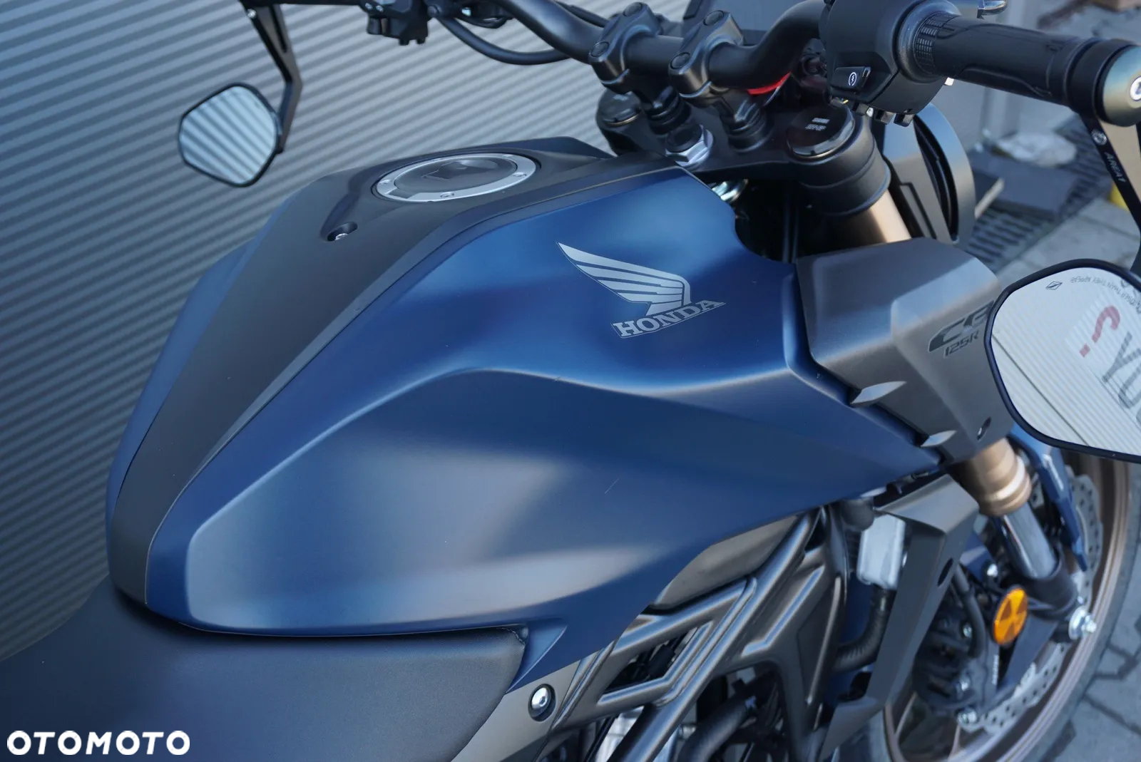 Honda CB - 18