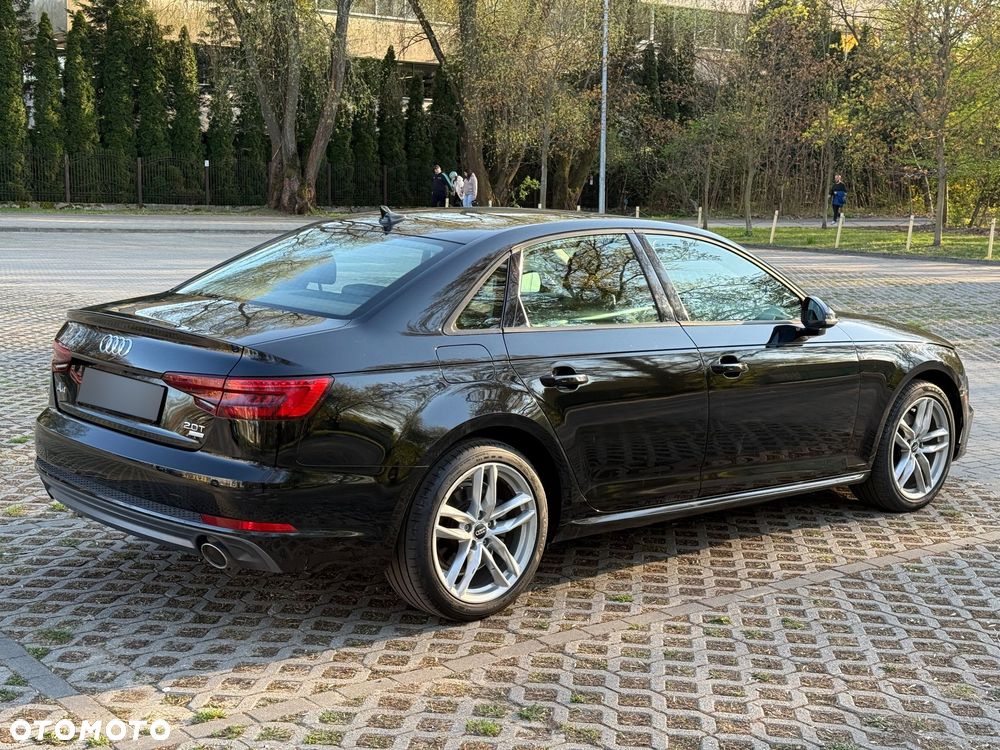 Audi A4 Limousine 2.0 TFSI ultra S tronic sport - 5