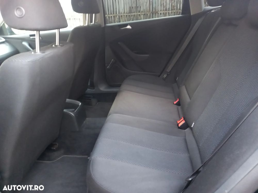 Volkswagen Passat 2.0 Blue TDI DSG SCR Trendline - 7