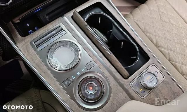 Genesis GV80 - 12