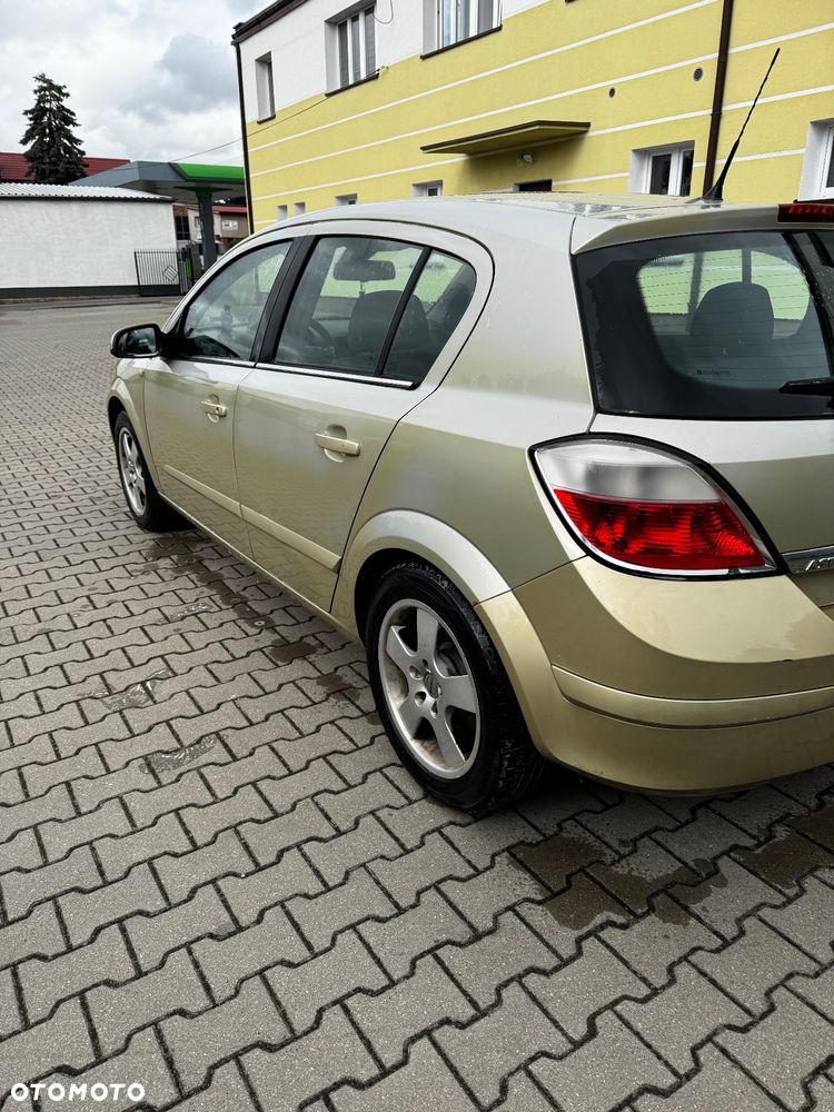 Opel Astra ver-iii-1-7-cdti - 5