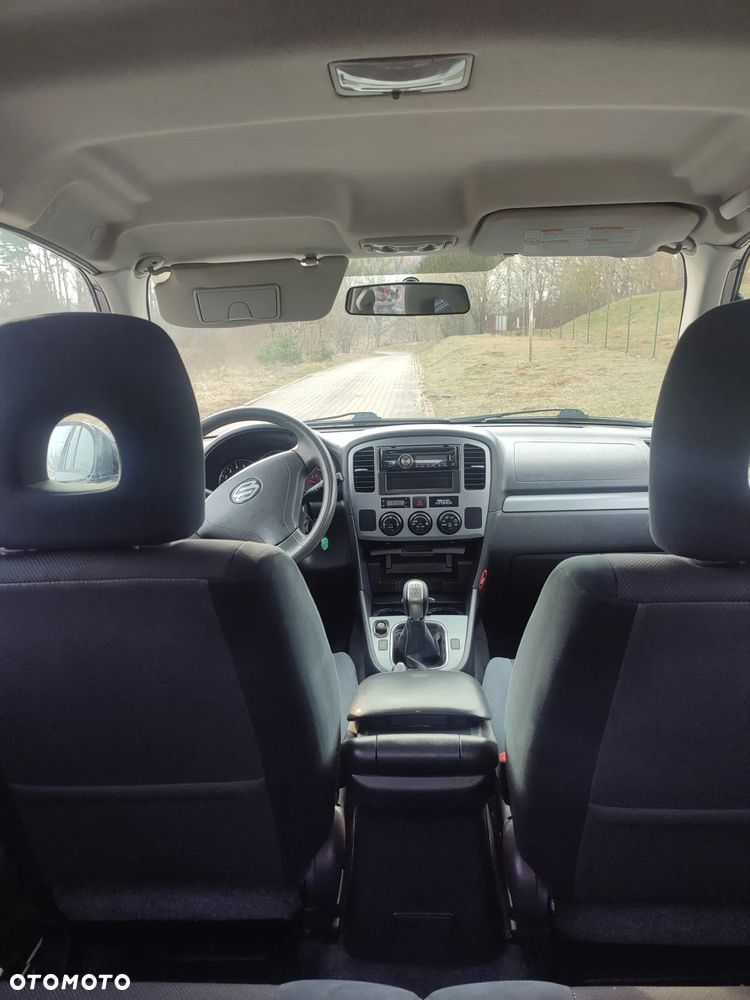 Suzuki Grand Vitara - 18