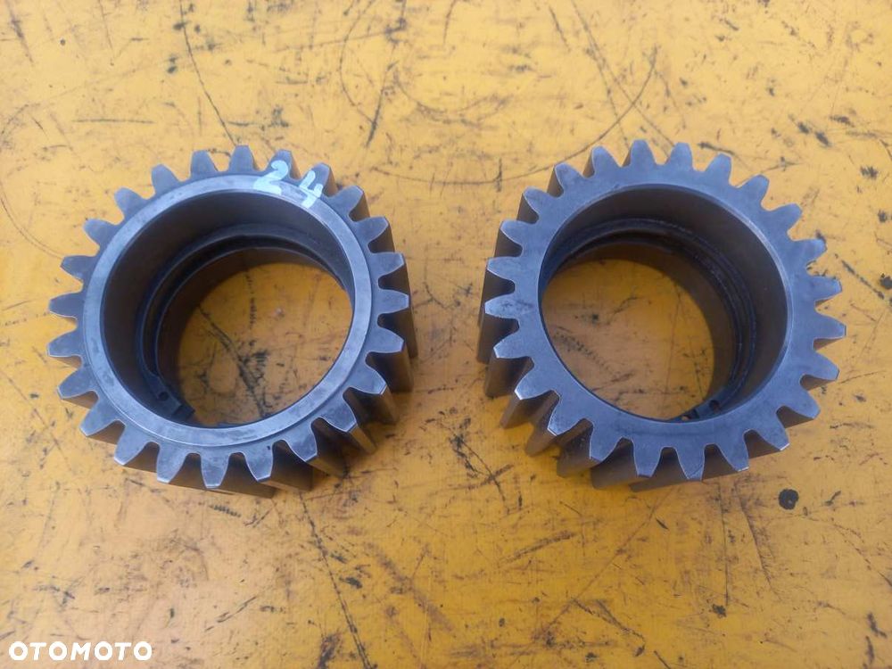 Przedni WOM New Holland T7.230 - 31