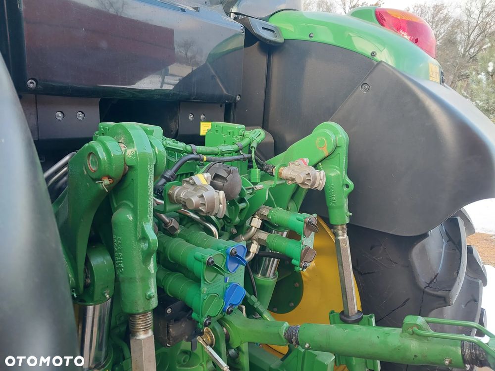 John Deere 6090m - 4