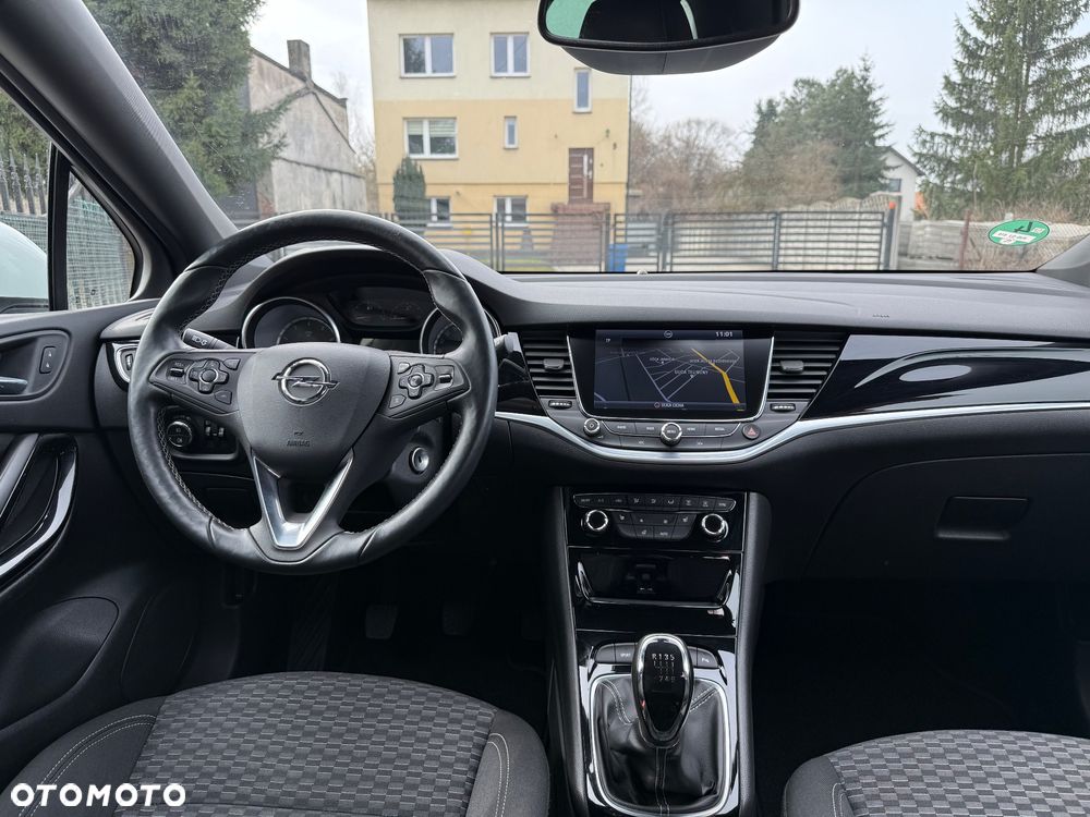 Opel Astra 1.4 Turbo Start/Stop Dynamic - 14