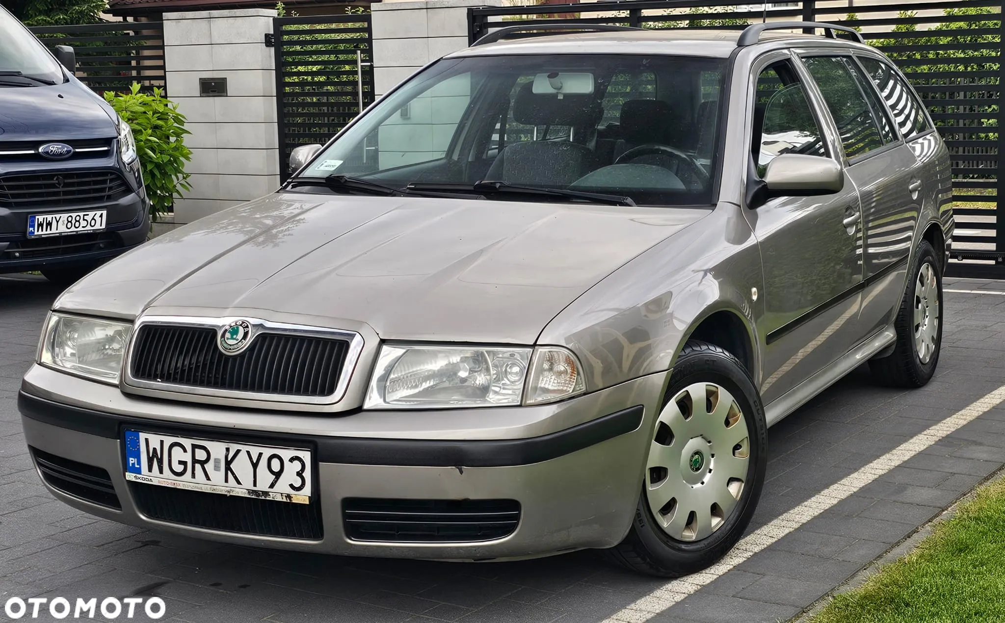 Skoda Octavia 1.9 TDI Tour Plus Ice+ - 4