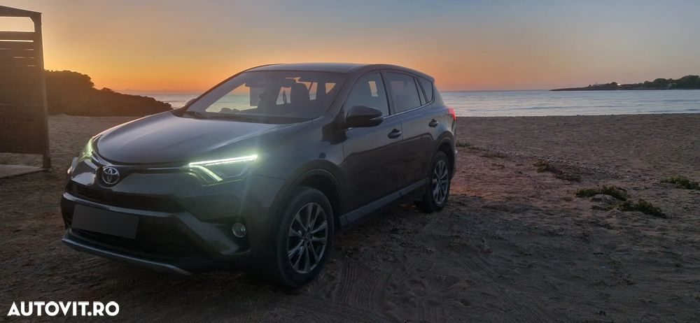 Toyota RAV4 - 9