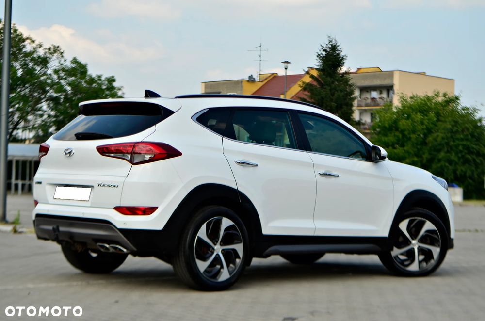 Hyundai Tucson 2.0 CRDI 2WD Style - 12