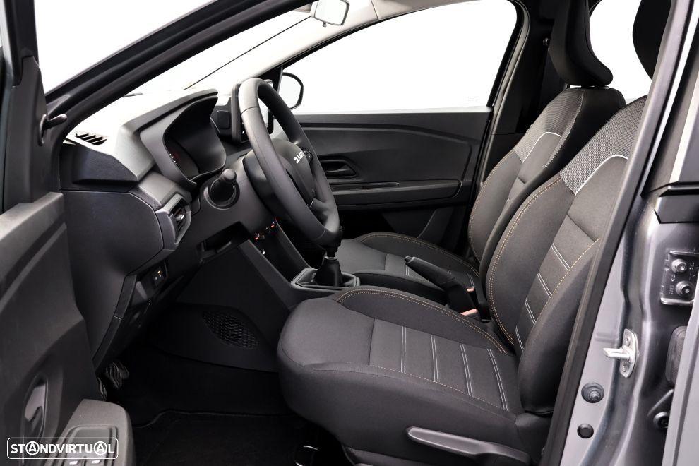 Dacia Sandero - 25