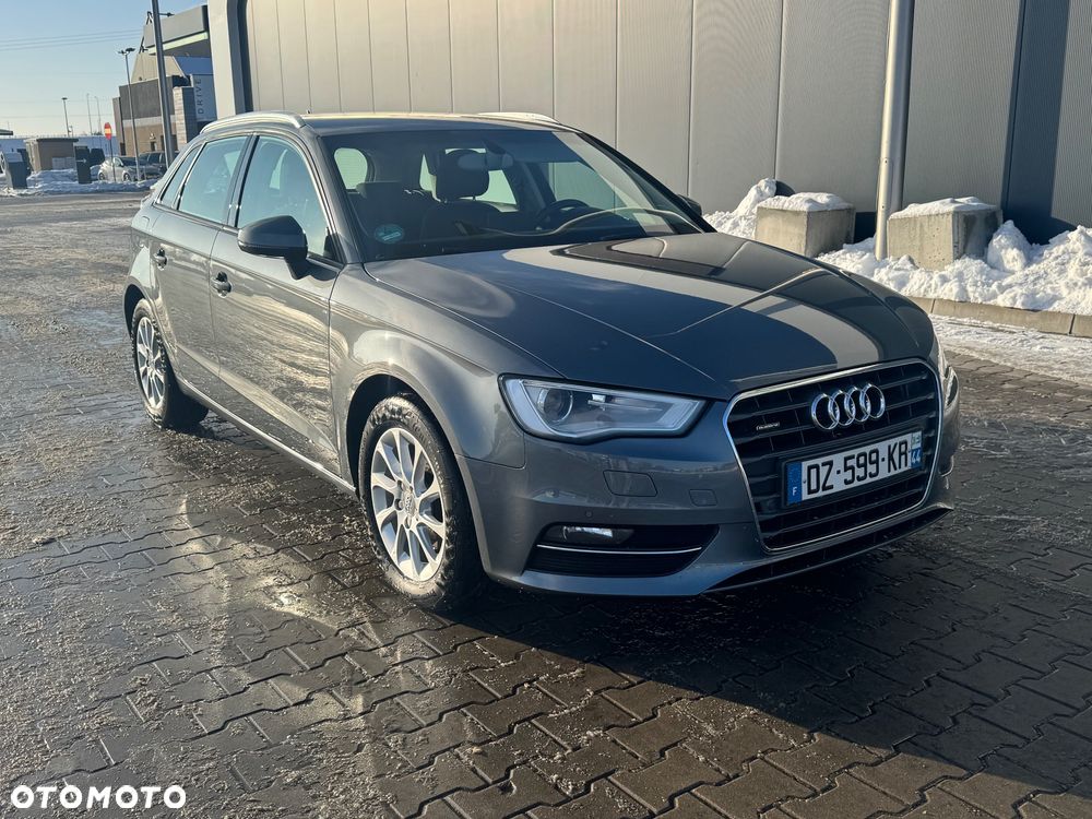 Audi A3 Sportback - 1