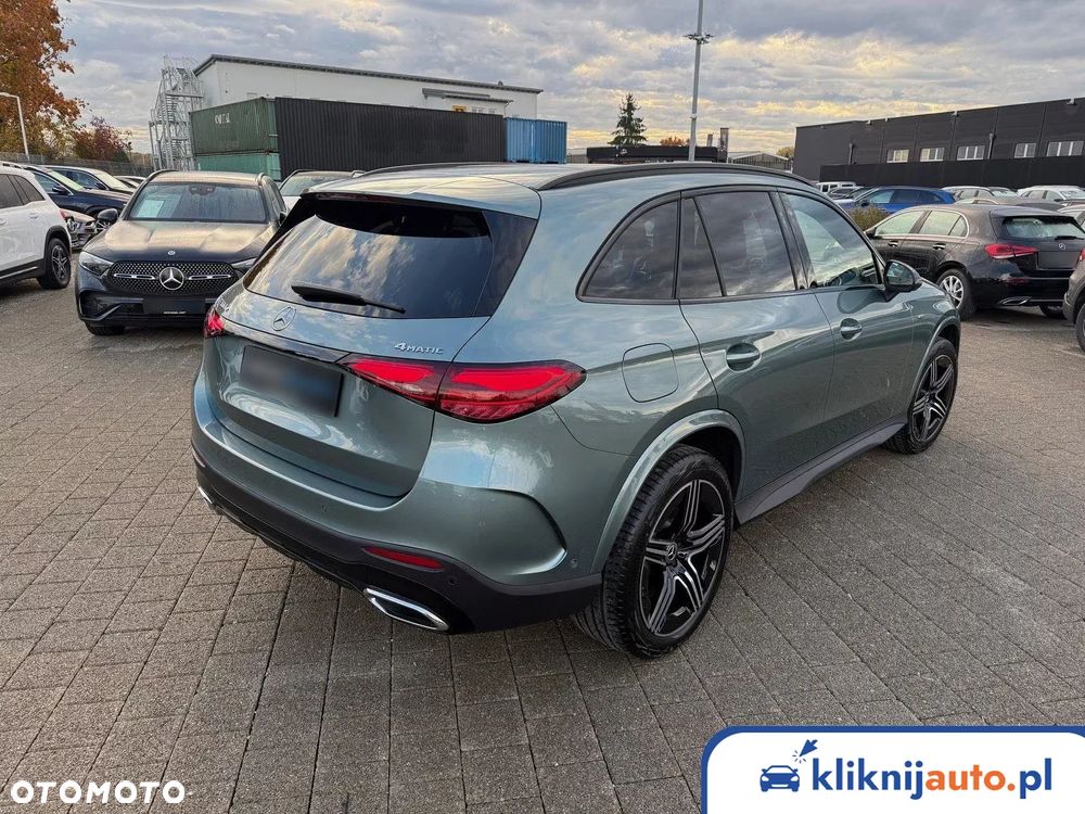 Mercedes-Benz GLC - 2