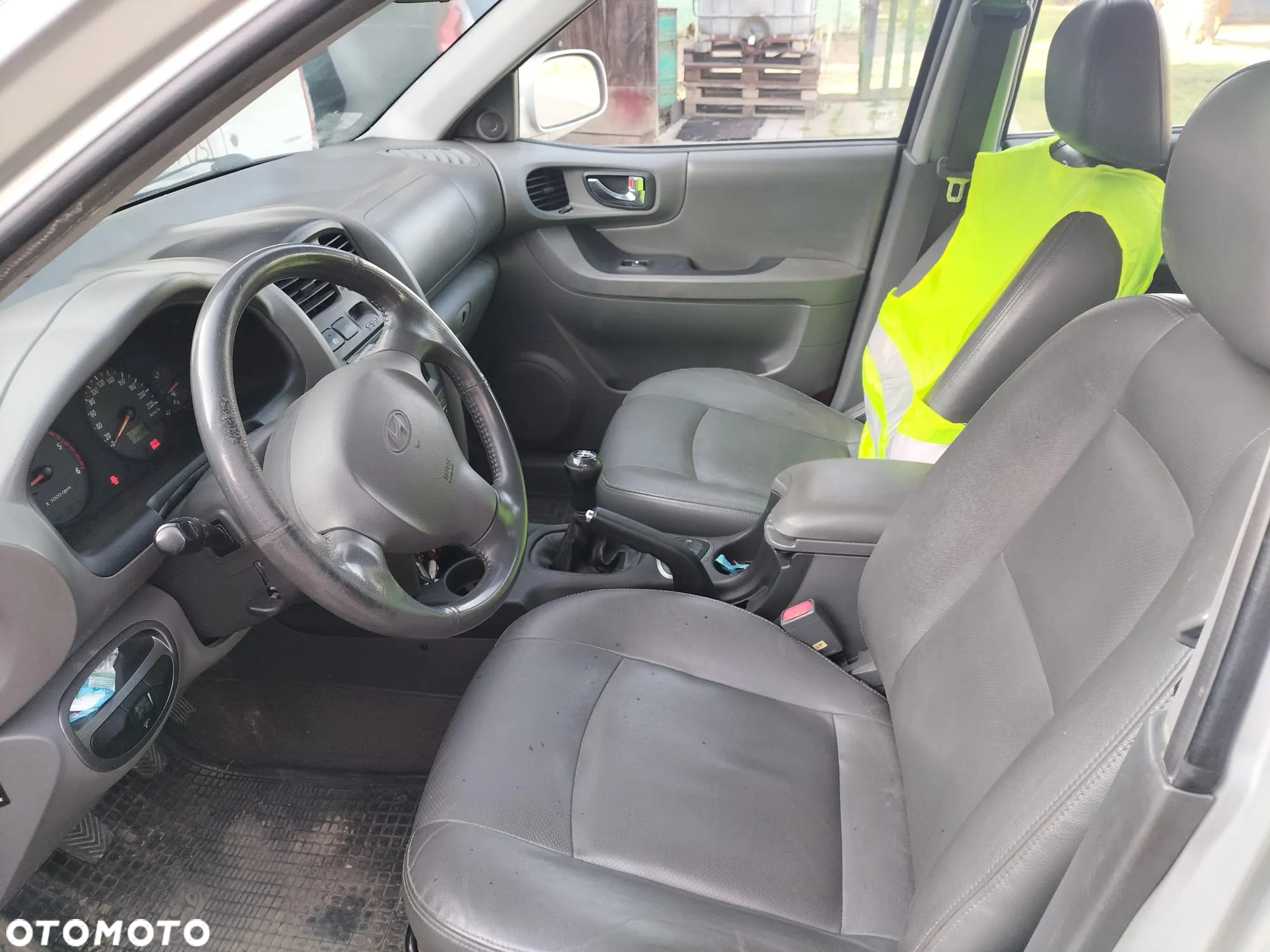 Hyundai Santa Fe - 4