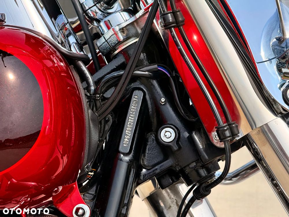 Harley-Davidson Softail Heritage Classic - 40