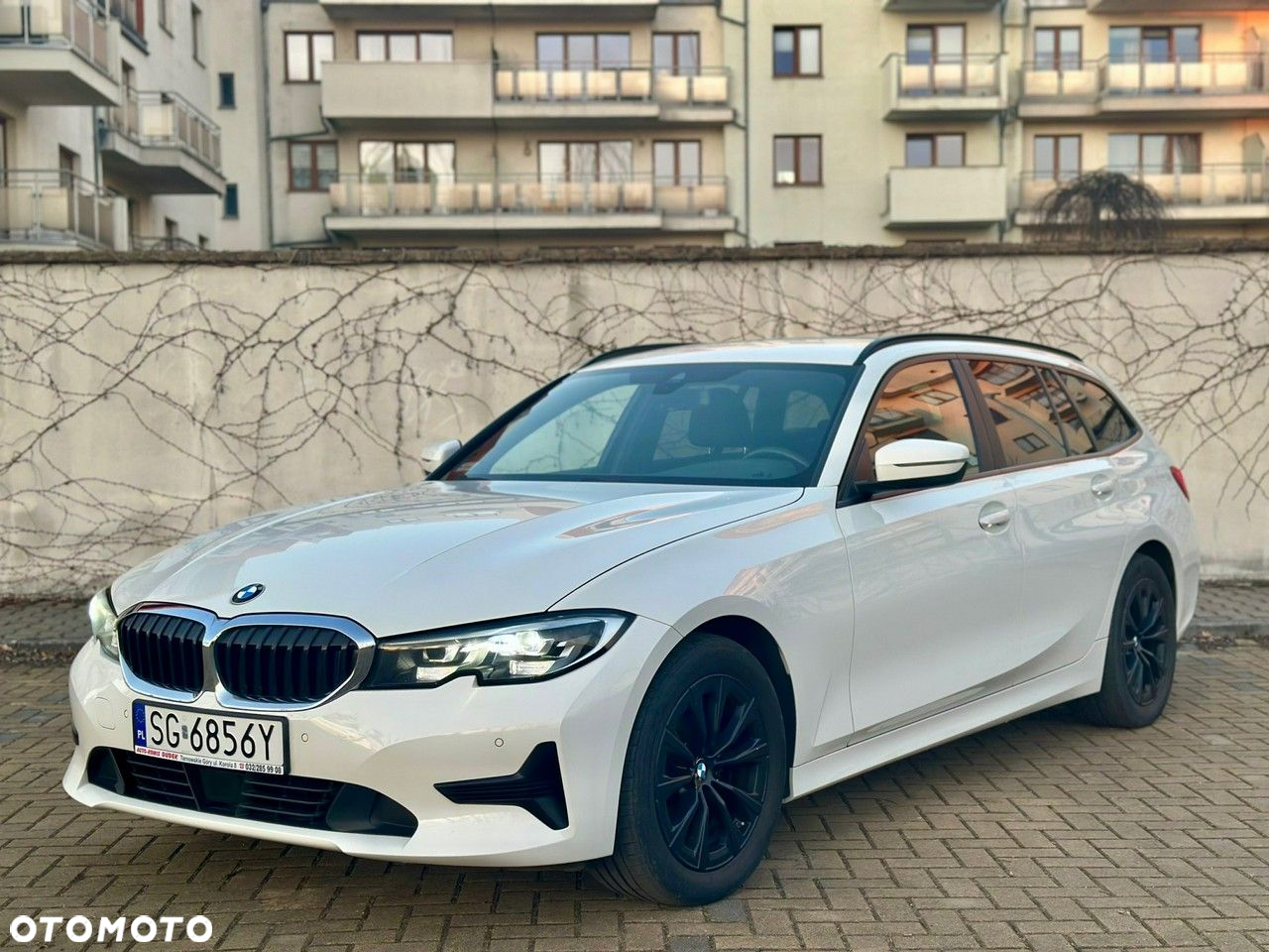 BMW Seria 3 318d Sport Line - 4