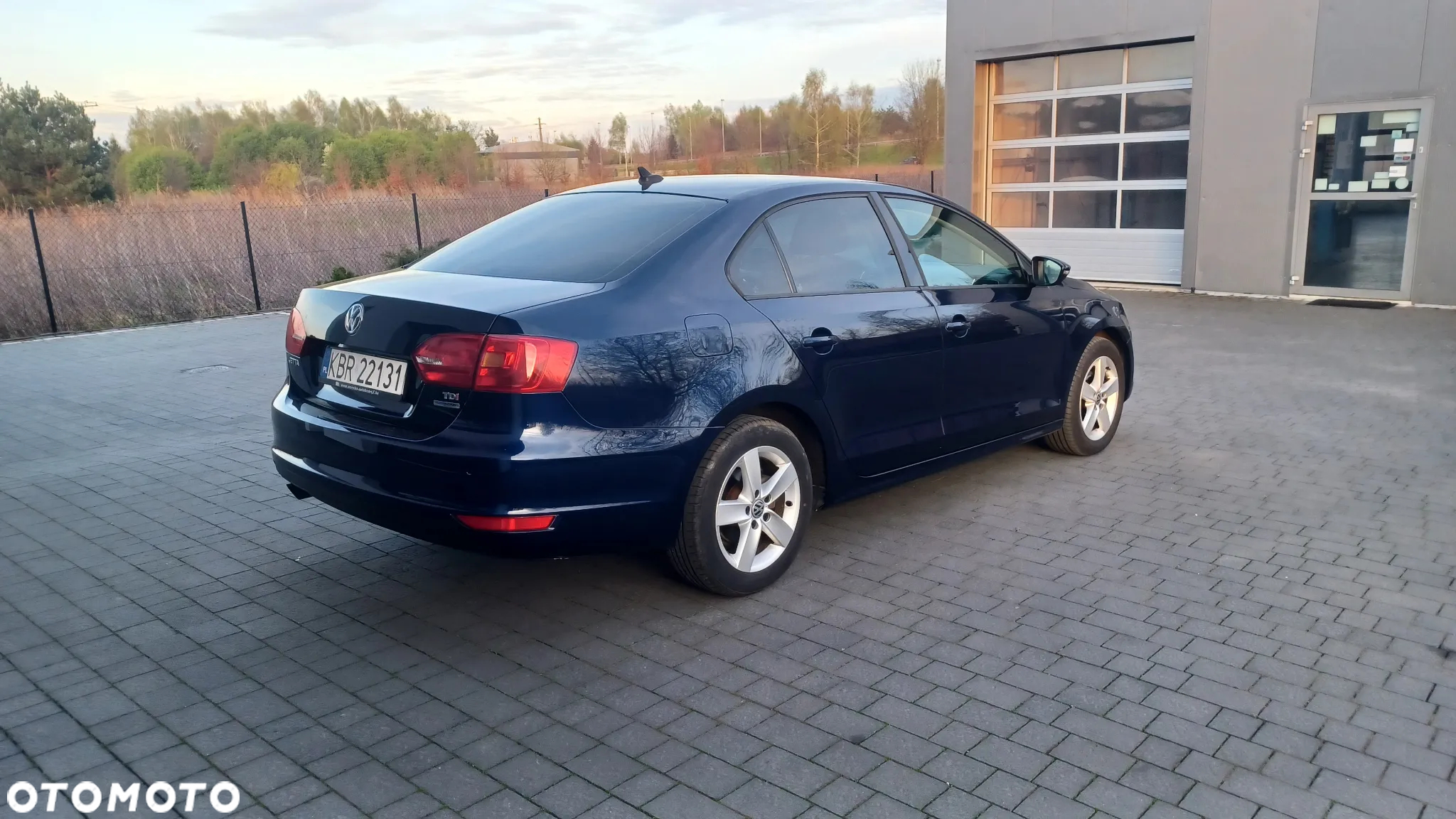 Volkswagen Jetta 1.6 TDI BMT Trendline - 3